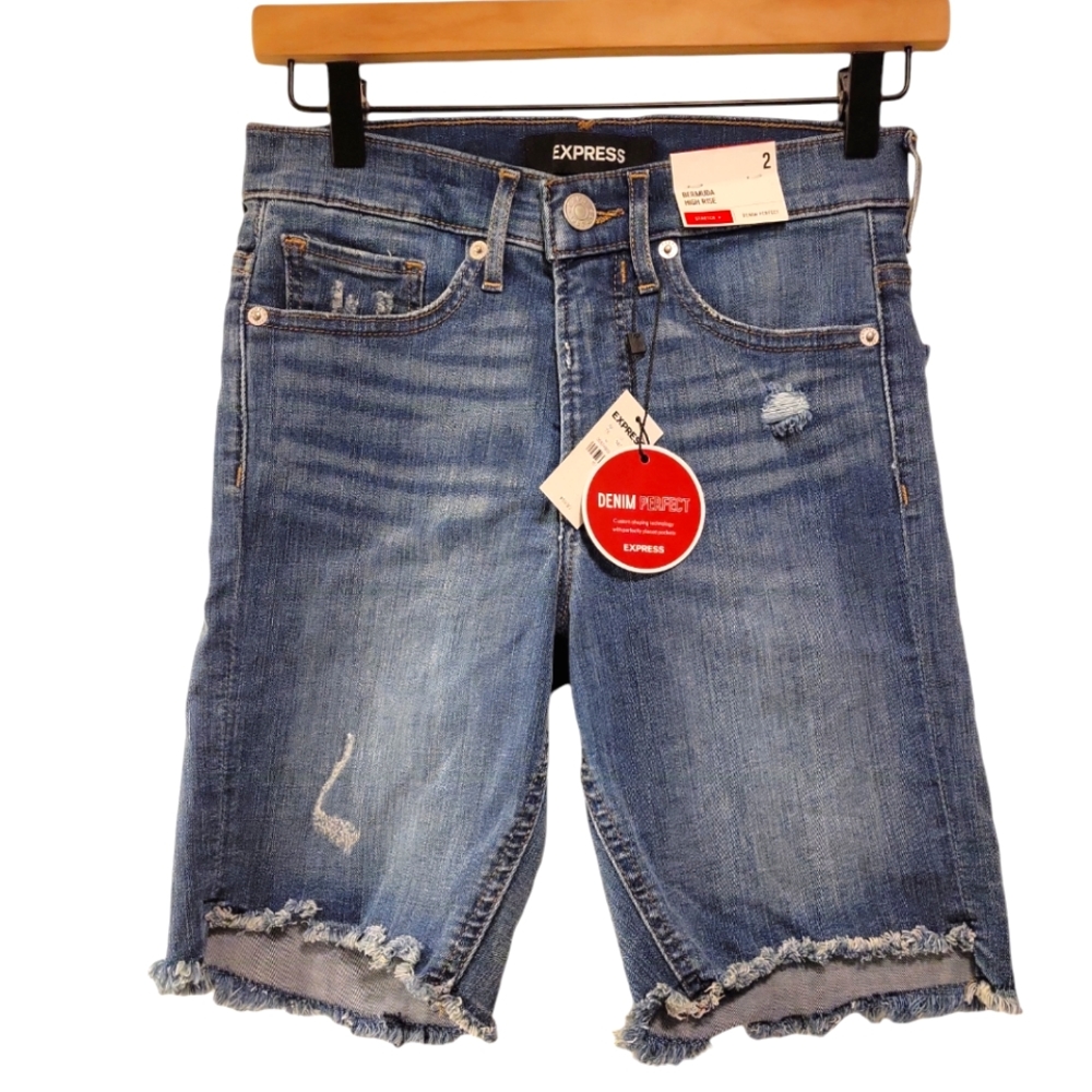 Express, NWT, Jean Shorts, Bermuda High Rise, Stretch, Women's sz 2, L- 18 Inche